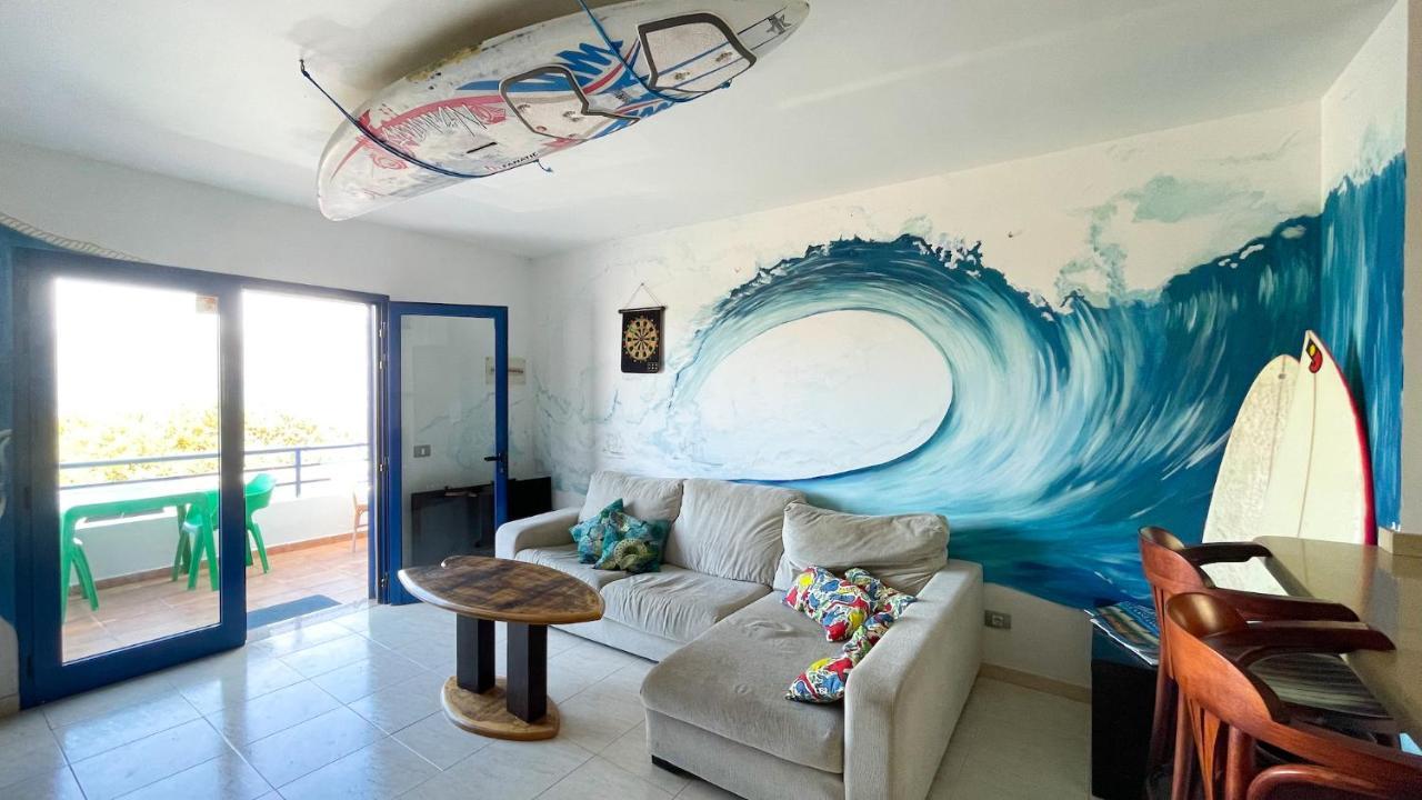 Red Star Surf & Yoga Camp Lanzarote Hostel Famara Exterior photo