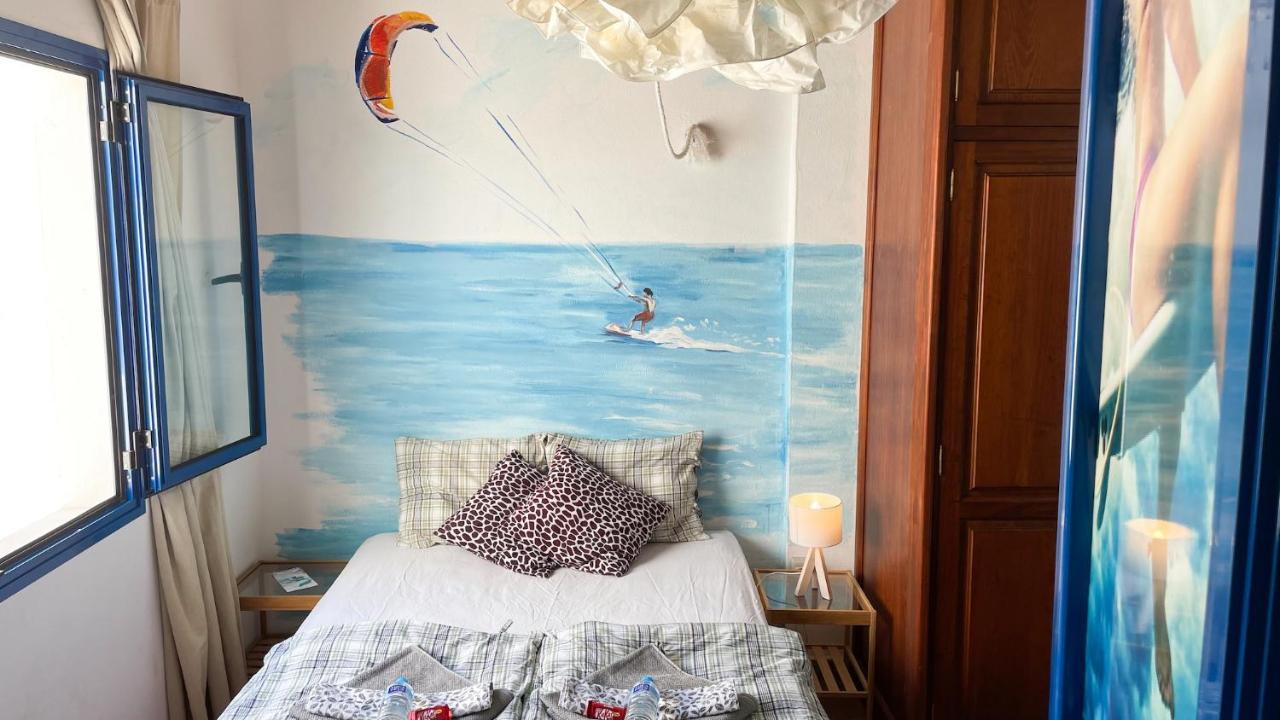 Red Star Surf & Yoga Camp Lanzarote Hostel Famara Exterior photo